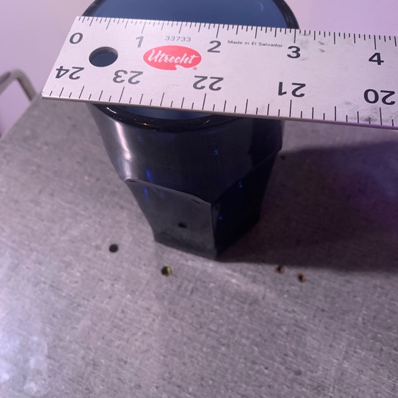 Vintage Blue Glass. Thick glass base - Picture 4 of 4